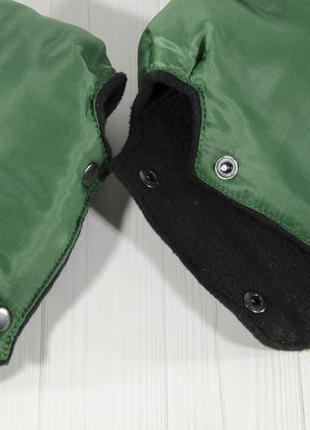 Муфта рукавички роздільні, на коляску / санки, універсальна, для рук, чорний фліс (колір - зелений)4 фото