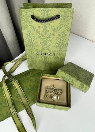 Брошка gucci