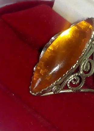 Мельхиоровое кільце срср бурштин.