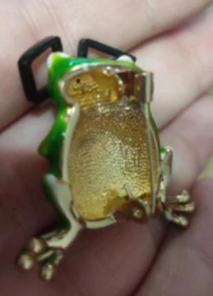 Брошь брошка металлическая жаба лягушка в очках2 фото