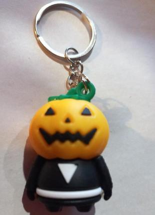 Брелок на ключи тыква оранжевая хеллоуин плотная резина