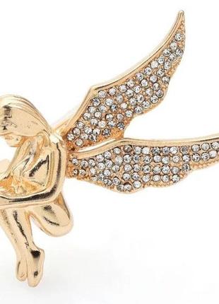 Брошь брошка ангел ангелочек сидит камни золотистый металл