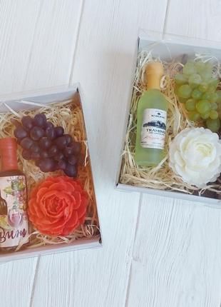 Подарунковий  набір мила "вино, виноград  , квітка піона ".жіночі  подарунки.3 фото