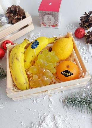 Набор  фруктів з мила "банани,  виноград,  мандарин,  лимон".новорічні  подарунки.