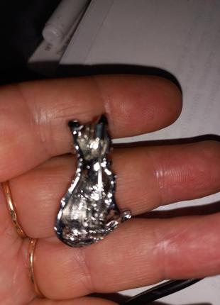 Брошка брошка значок сріблястий метал кіт, білі камінці 3.2 см2 фото
