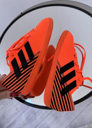 Яркие крутые футзалки adidas nemezis sala3 фото