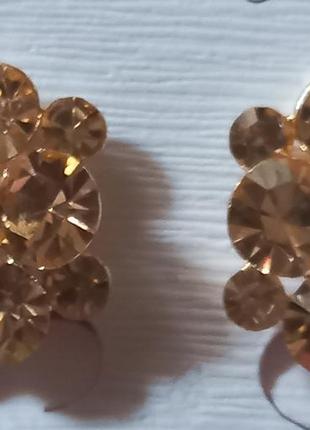 Кліпси сережки (без проколювання) золотистий метал каміння колір — шампань золотистий