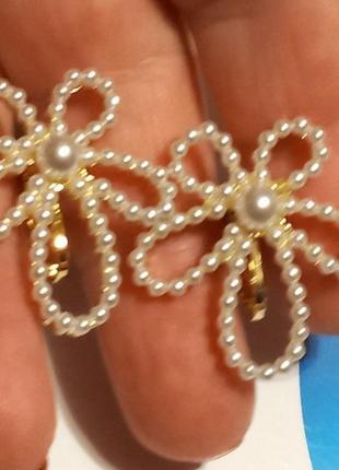 Клипсы серьги сережки (без прокола) металл пр-во корея цветок из жемчуг очень красиво