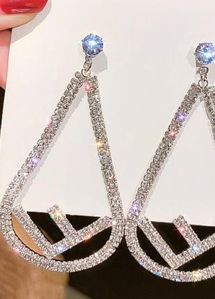 Клипсы серьги (без прокола) серебристый металл пр-во корея петелька в камнях