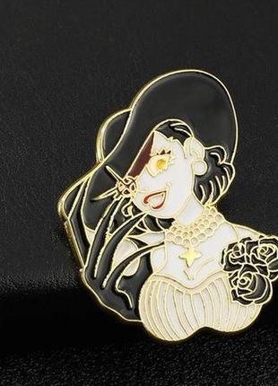 Брошь брошка металл девушка дама женщина в черной шляпе как ведьма