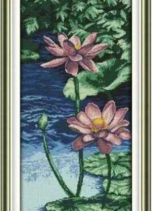 Набор для вышивания по нанесённой на канву схеме  "purple lotus ". aida 14ct printed , 32*61 см