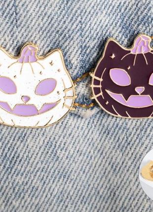 Брошь брошка значок пин металл кот тыква хеллоуин набор= 2 штуки белый и фиолетовый