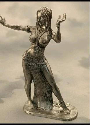 Статуетка фігурки сплаву олова дівчина еротика пр-во українатанцует танець живота3 фото