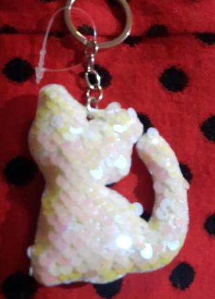 Брелок на ключі кіт кішка котик паєтки білий 7 см