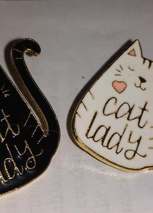 Брошка брошка значок метал кіт кіт cat lady чорний і білий