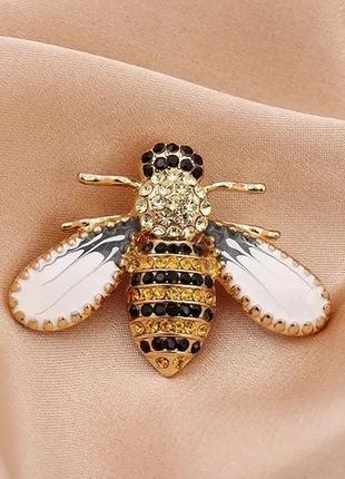 Брошь брошка кулон подвеска пчела пчелка оса обьемная металл рябые крылья камень сверху