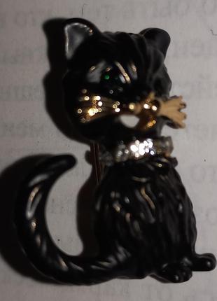 Брошка брошка значок золотистий метал чорний кіт, чорні очі, сидить2 фото