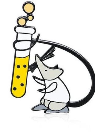 Брошь брошка значок пин медицина наука лабораторная крыса ученый ставит опыты