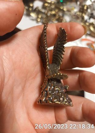 Фигурка статуэка сувенир хищная птица орел взмахнул крыльями латунь змея кобра