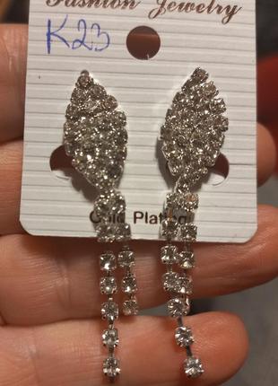 Длинные клипсы серьги сережки (без прокола) серебристый металл пр-во корея овал камни по 2 цепочки