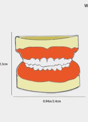 Брошь брошка значок пин имплант зуб зубик челюсть серебристый металл подарок стоматологу4 фото