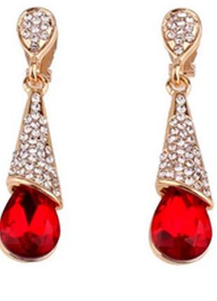 Длинные красные клипсы (без прокола) серьги сережки металл пр-во корея