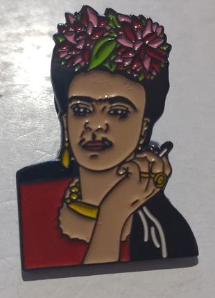 Брошка брошка пін значок металевий художник живопис мексиканська художниця frida фріда кало