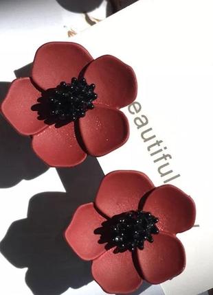 Клипсы серьги (без прокола) металл пр-во корея красные цветы маки красота