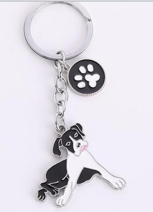 Брелок на ключі метал порода собака щеня бульдог чорний з білим лапка