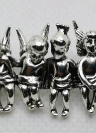Брошь брошка потрясающая! все в ряд металл ангелы серебристая под эдгара береби3 фото