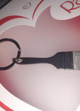 Брелок на ключи инструмент малярная кисть кисточка металлический серебристый