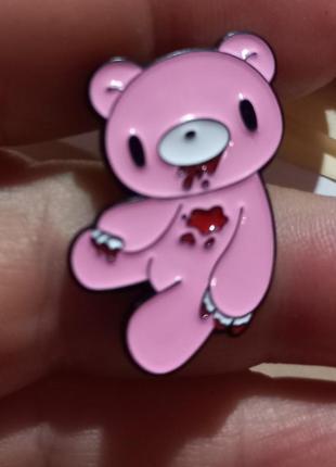 Брошка-брешка значок пін рожевий ведмедик кров