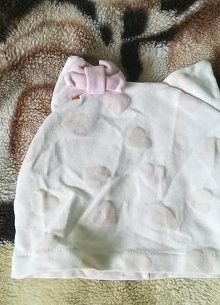 Шапочка на дівчинку