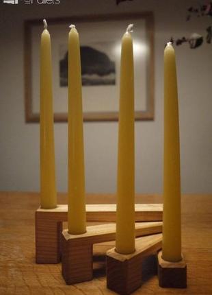 Оригінальний дерев'яний свічник для довгих свічок