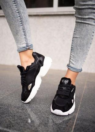 Женские кроссовки adidas falcon black