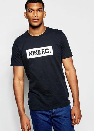 Чоловіча футболка nike f. c.