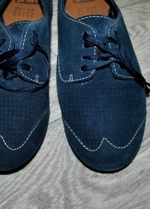 Осінні жіночі туфлі бренда clarks замшеві сині 24,5-25 см6 фото