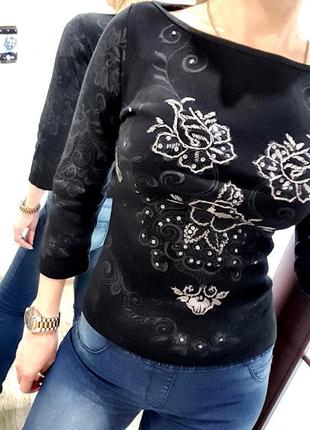 Реглан жіночий чорний s з візерунком вишивка паєтки светр ошатний4 фото