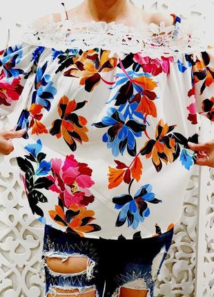 Блуза майка футболка яскрава літня блузка з квітковим малюнком ..2 фото