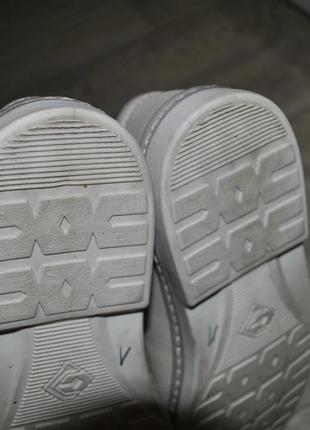 Сірі туфлі шкіряні португалія унісекс 39 ru 40 eu демисезон4 фото