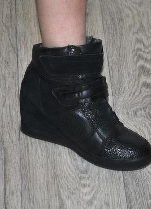 Снікерси чорні замшеві шкіряні черевики кросівки високі хай...2 фото
