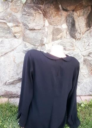 Стильная черная блуза с красивым воротником3 фото