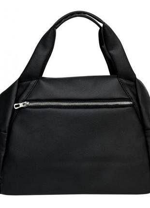 Удобная большая женская сумка черная кросс-боди с двумя ручками и ремешком через плечо10 фото
