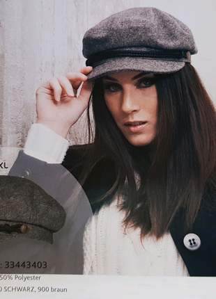 Продам жіночу кепку - капитанку.