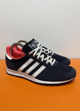 Кроссовки adidas оригинал2 фото