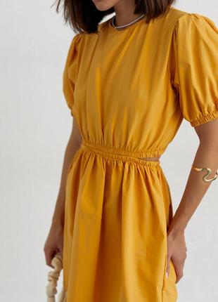 Короткое однотонное платье с вырезом на спине - желтый цвет, l (есть размеры)4 фото