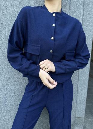 Синий женский брючный костюм широкие брюки палаццо бомбер кофта на кнопках женский прогулочный повседневный костюм свободного кроя5 фото
