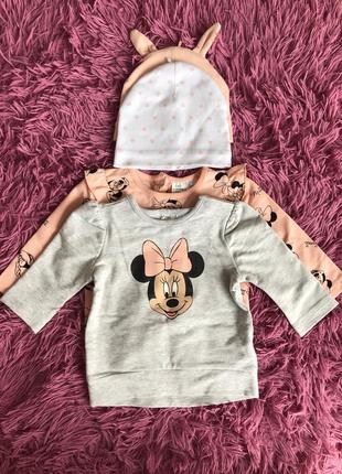 Два комплекта, можно по отдельности