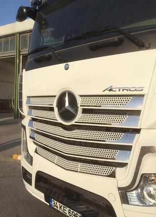 Накладка на решітку mercedes actros (акрос), неірж, 11 частин.