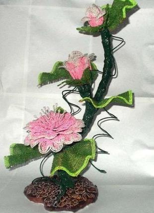 Лілію з бісеру